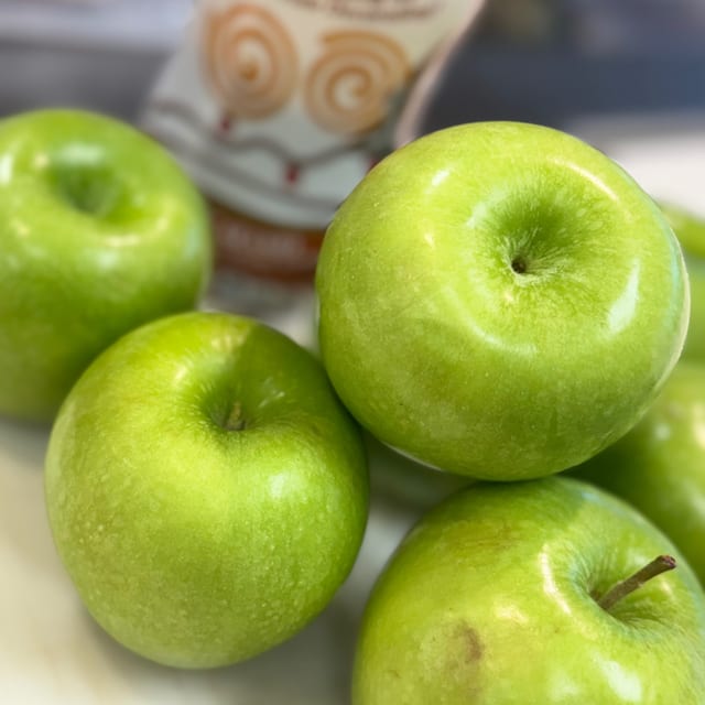 Caramel Apple Oatmeal 🍎🍏🍁.