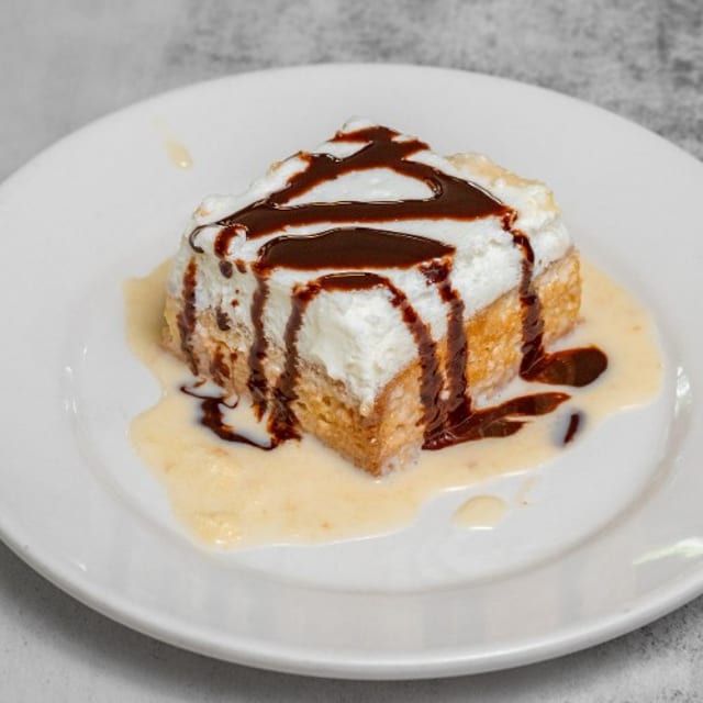 Tres Leches.
